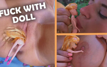 MargoAlisa: Seks sama boneka kecil: ngentot memek close-up