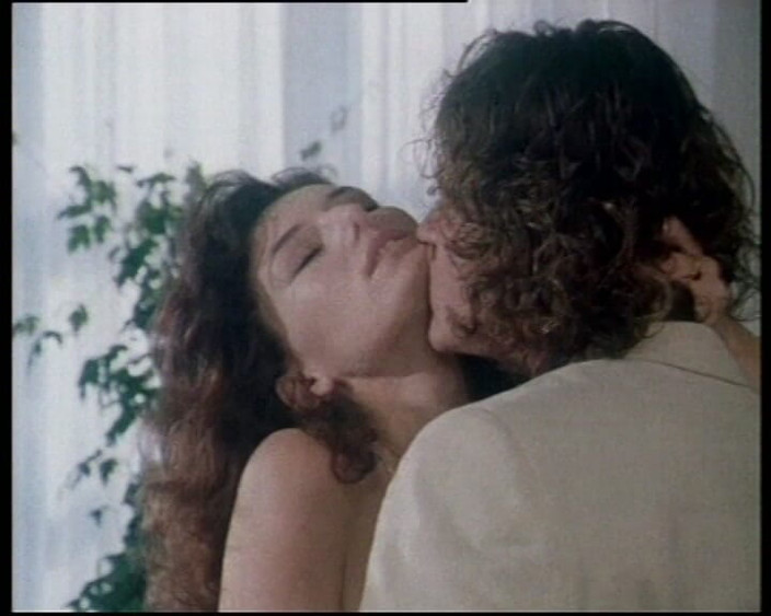 XTime Vod: Grzechy łagodne - (Ekskluzywny film Soft)