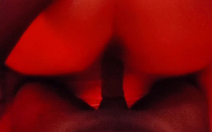 BEZ88: 濡れた猫は、そのbbcは仕事をする!