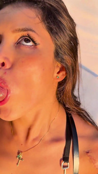 Sesso in piscina a una festa, scopata duramente senza compassione - Mia Fae Sweet