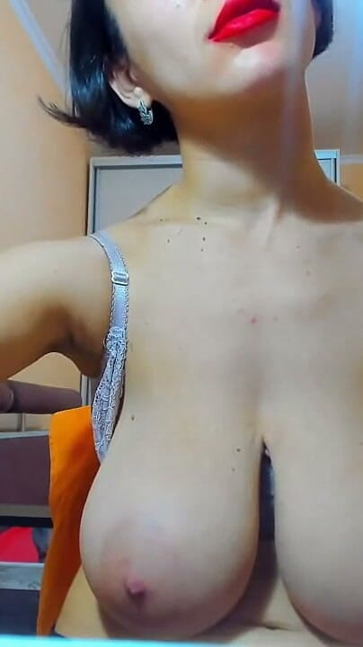 myla_angel: Espectáculo de tetas calientes y pezones