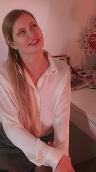 Ballı romantik randevu striptiz amcık fışkırtarak oynuyor