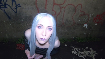 The Midnight Minx: Găsește-mă pe alee