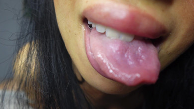 Asmr_mouth: Tôi cá là tôi đã làm cho bạn vào cuối video...