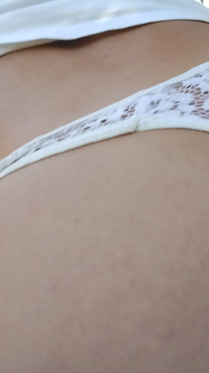 Morbosete000: В уличных стрингах