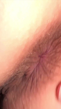 A Girl, in a Fit of Happiness From Winning the Lottery, Showed Her Anus Very Close!