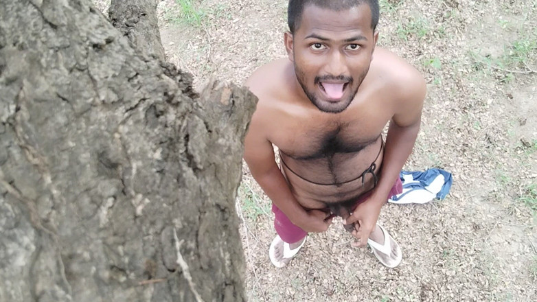 KUMBHA MANOJ KUMAR: Xhard India caută pe pădure