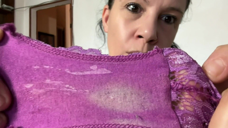 Bergami Melissa: Dirty Panties Lick Pig