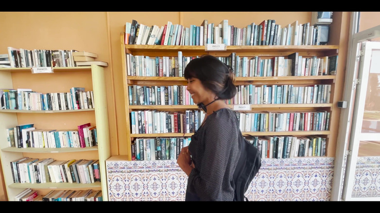 DaringKiara: Prendo le mie avventure in una biblioteca pubblica in una...
