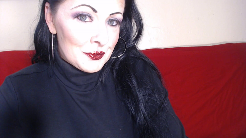 Abby Anna: Rauchen, roter, lippenstift mit nahaufnahme