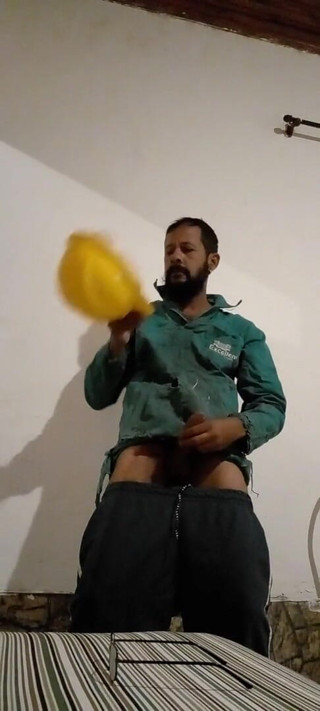 Stink HairyMale: #HotShorts - 头盔