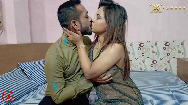 Xtramood: मिलिए korne aye fan k sath kore सेक्स आर्टिस्ट tina nandy से