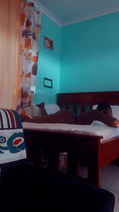 African matures: Bụng Nhỏ Nhắn Chờ Đợi Vòng Hai, Sau Một Vòng Một...