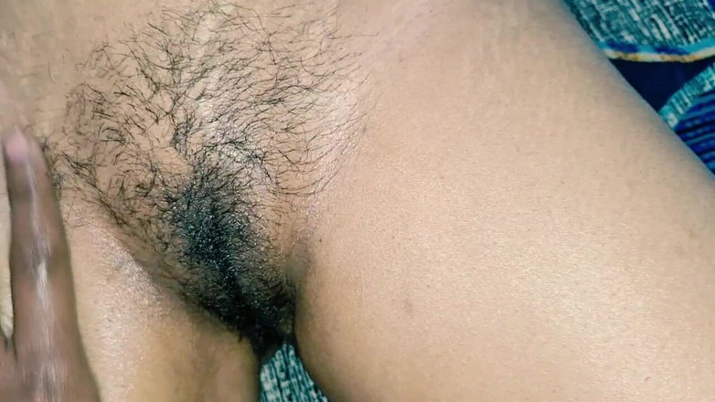 hot suman: Đồng nghiệp của tôi muốn làm tình với tôi trong...