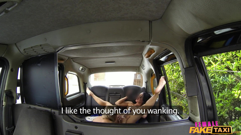 Female Fake Taxi: Female Fake Taxi - la fille la plus salope que je...