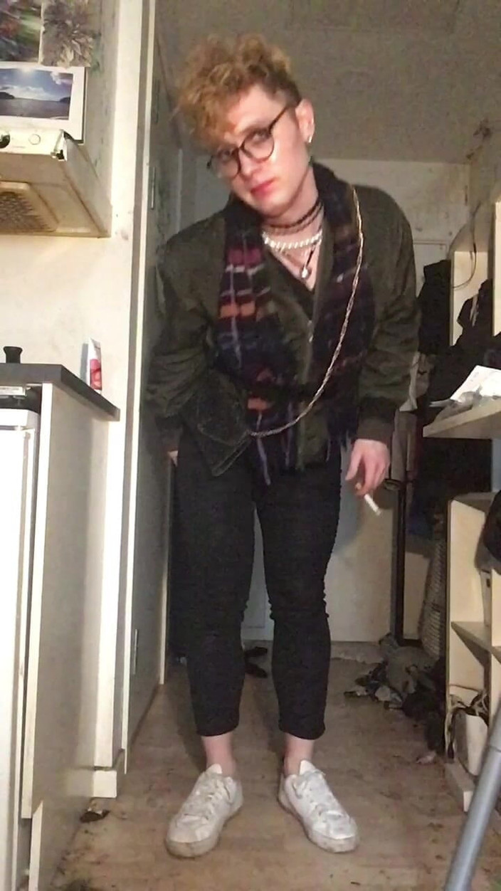 Sissy Cindy Slut: 흑인 대물 자지에게 따먹히는 Sis.