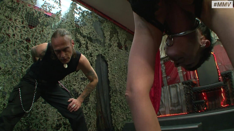 German BDSM MMV: German BDSM - Slave Girl Fisting