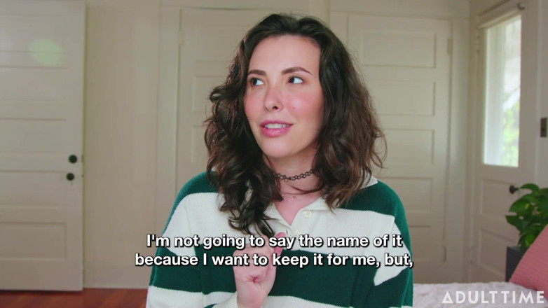 Adult Time Podcast: Casey Calvert destruiu a coleção premiada de um fã! | Entrevista...