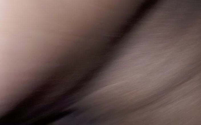 Babygood: Afrika vreemdgaande vrouw berijdt grote zwarte lul van achteren