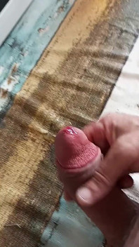 Une Bite Énorme Et Large Jouit Et Se Fait Enculer