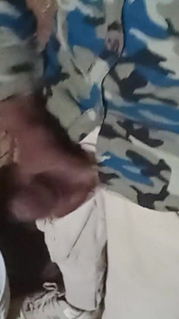 Üvey kız kardeş bah bhi'nin anısına mastürbasyon