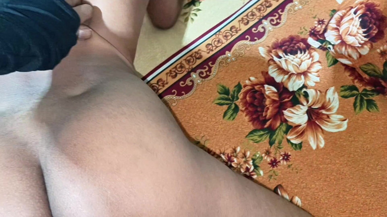 Bithi69gril: 女の子を家に連れて帰って、彼女とセックスする パート2