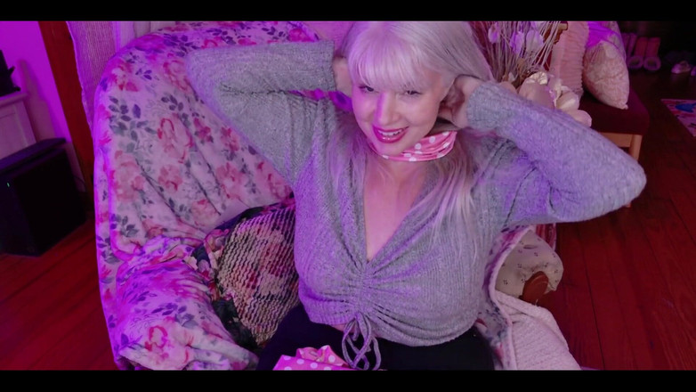 PaintedRose: Otevírání saténových kalhotek