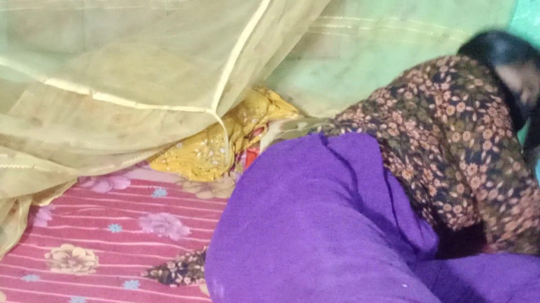 Desimombd: Une belle-mère bangladaise se fait baiser par son beau-fils, audio...