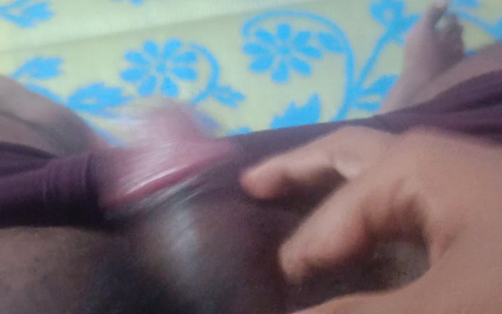 Indian jerk: Une Indienne se branle