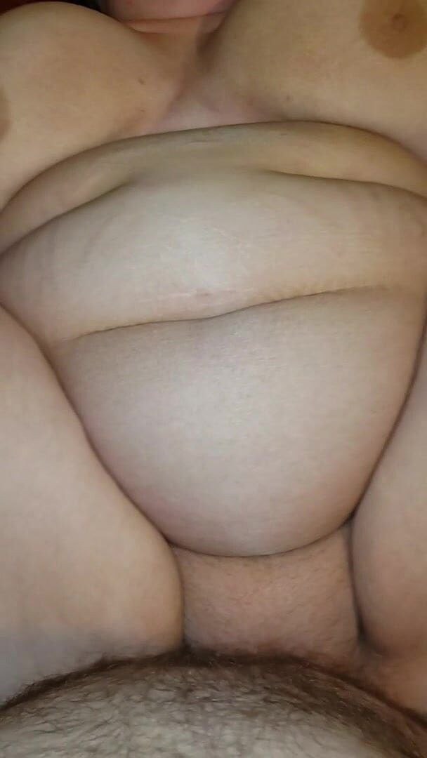 MrsPerfect69: Poskakující kozy a creampie!