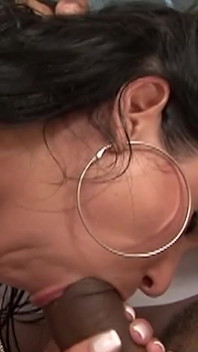 Necessitada latina Daniela Matarazzo deve ter sua boca anal recém-preenchida até a borda missionário