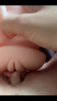 My Pussy Like Rub This Toy