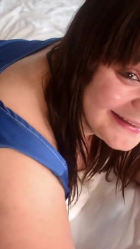 Tonya Sinn este umplută cu spermă de Către Manchester Lad Viktor