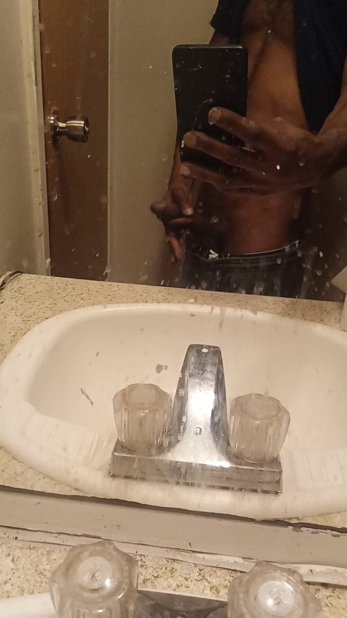 Tkyle6969: Badrum beteende