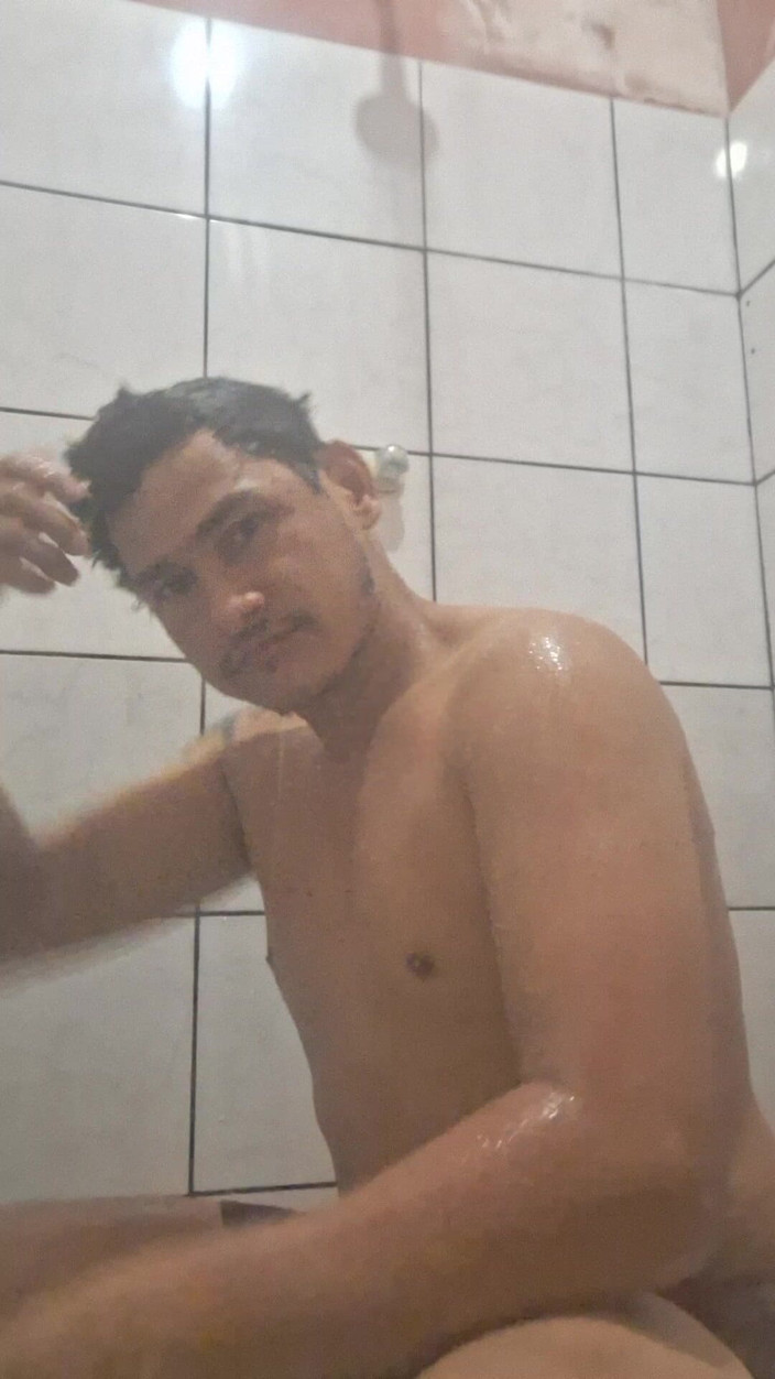 maverickblazesterlingprivate: Na het douchen mijn ondeugende kant