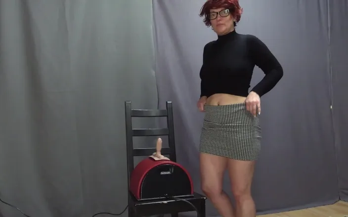 Popp Sylvie: Sexy Sybian Ride