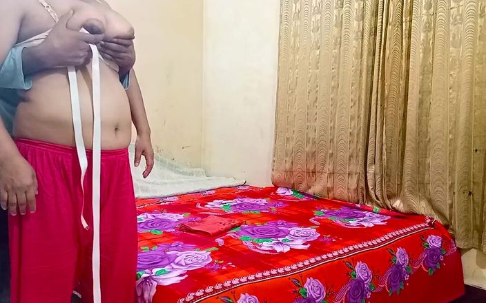 HotsexGirl: セクシーは結婚式のためにブラウスを縫うためにテイラーに行きました