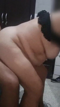 Dammi più forte, papà, mi dice la mia matrigna quando le metto il mio cazzo dentro.