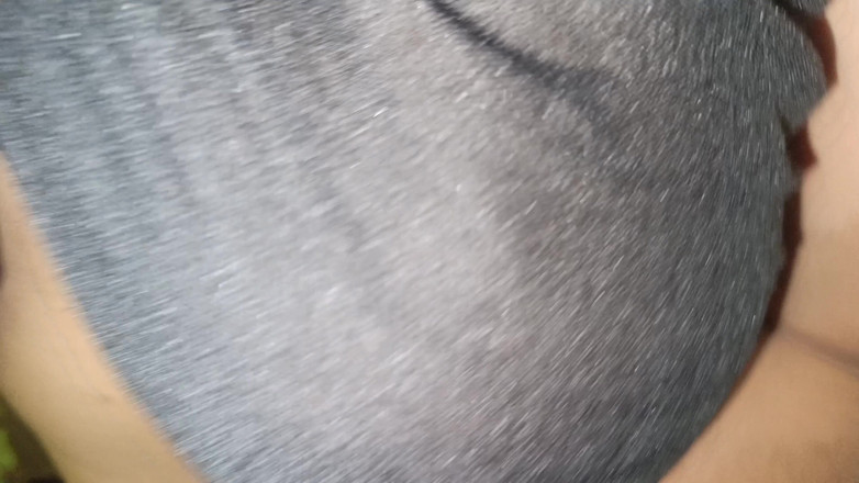 Pushpa studio: Siyah sutyenli amcık piercing kraliçesi