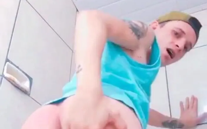 Olyvergay: Fuck My Pussy;)