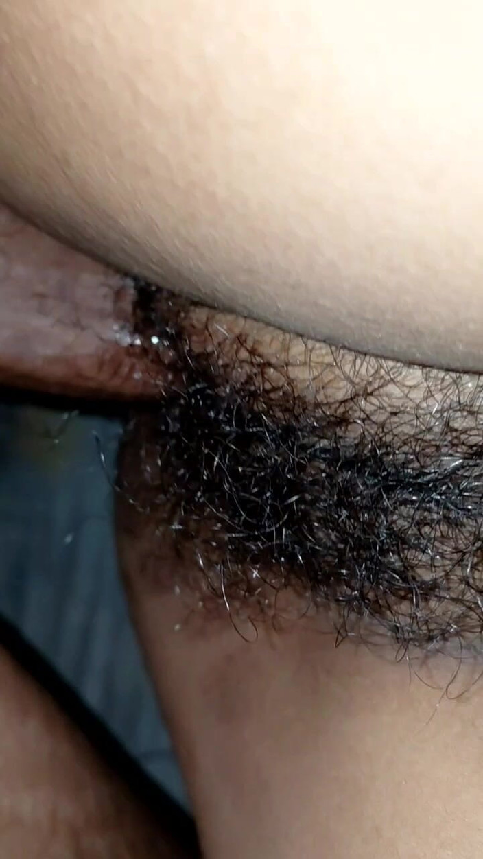 San Studio: Pacarku yang sange aku ngentot memeknya habis-habisan sampai dia mengerang...