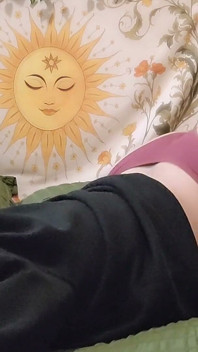 Oof, se simte atât de bine să mă ating