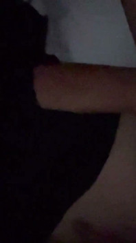 Una miLF latina robusta mi implora di smettere