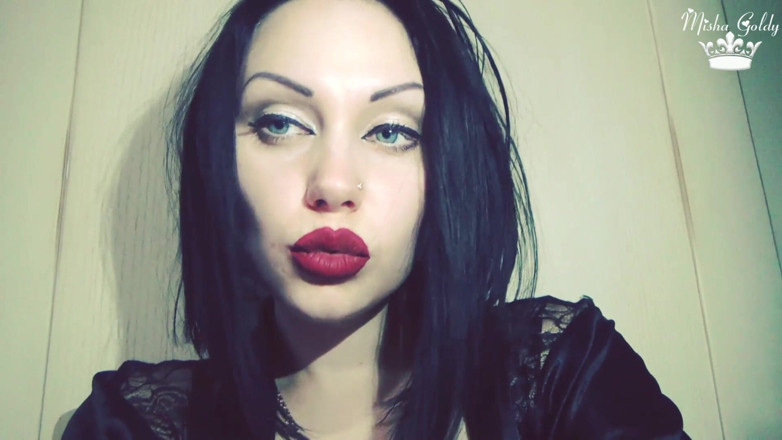 Goddess Misha Goldy: Labbra naturali perfette