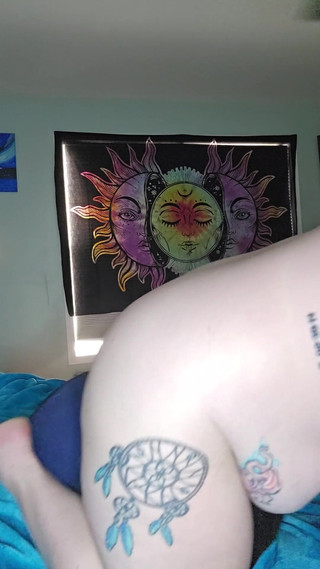 Jenn_sexxii: Sát a šukat můj polštář dildo