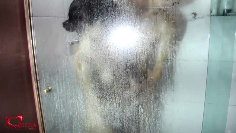VictorHugo: Einen blowjob bekommen, bevor ich sex mit meiner freundin im...