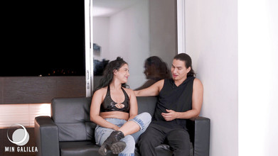 MinGalilea: 내 남친의 친구가 너무 뜨겁기 때문에 자지를 빨아야했어!