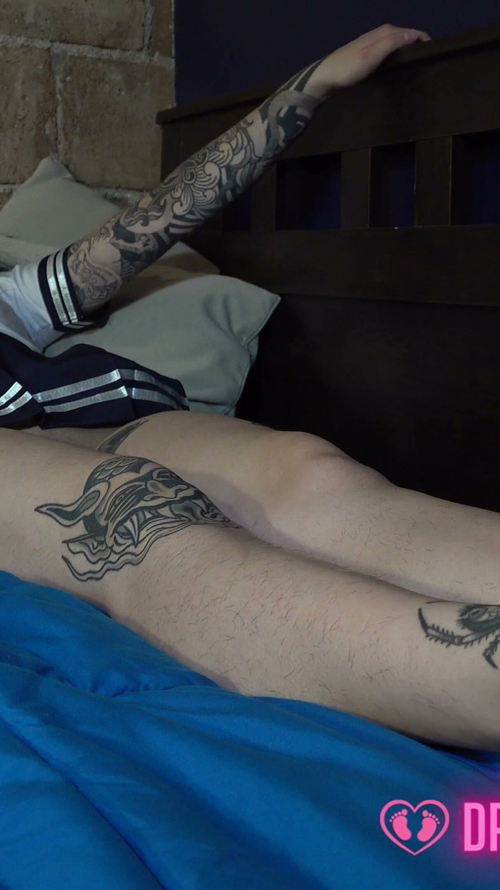 Dreamgirls Clips: Alessandra's Foot Domination - Dreamgirls in Socks