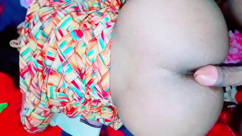 Sexy_girl_nehu: Kocası evde yokken Neha Yenge'nin sıkı götünü domaltarak siktim. Yenge...