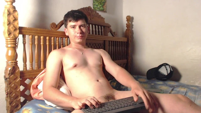 Icyhot707: Discursuri fierbinți despre Columbian de Naked Chat